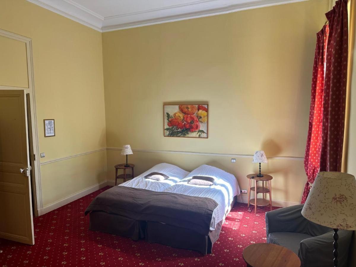 Camping Et Hotel Chateau Du Haget Montesquiou エクステリア 写真